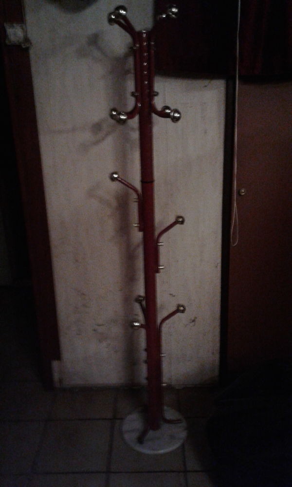 PORTE MANTEAUX 30 Chevilly-Larue (94)