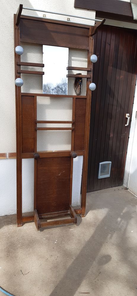 porte manteaux 50 Villeneuve-sur-Yonne (89)