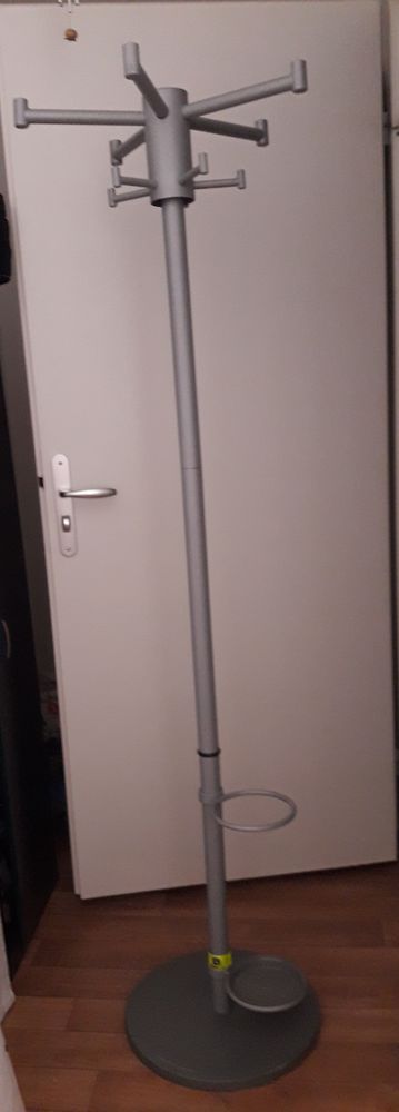 Porte manteaux 50 Montreuil (93)