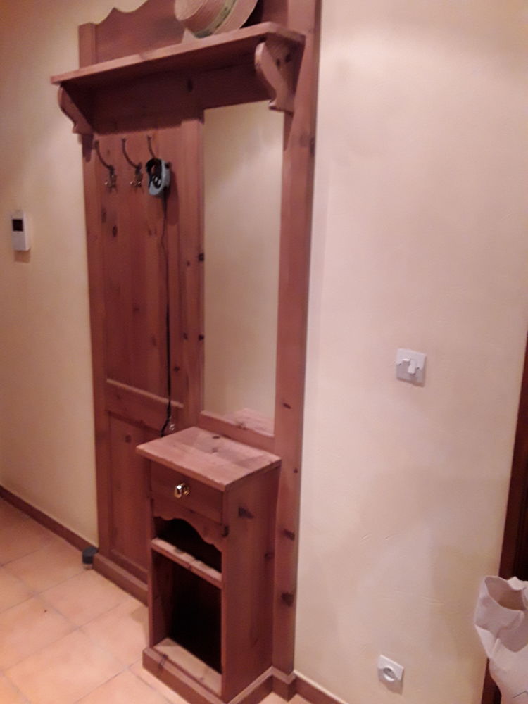 Porte-manteaux 50 Saint-Victoret (13)