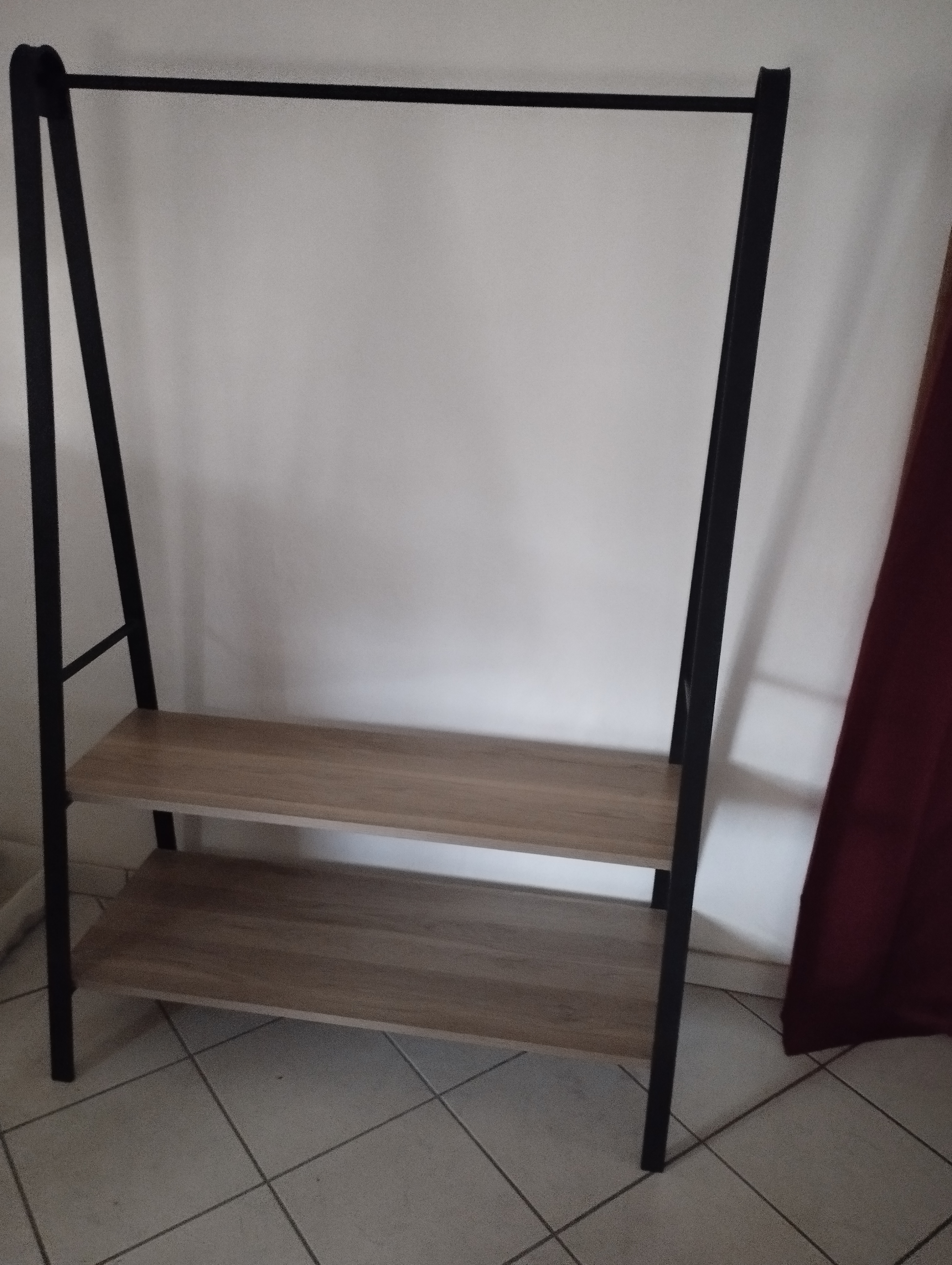 porte manteaux 50 Villeneuve-la-Comtesse (17)