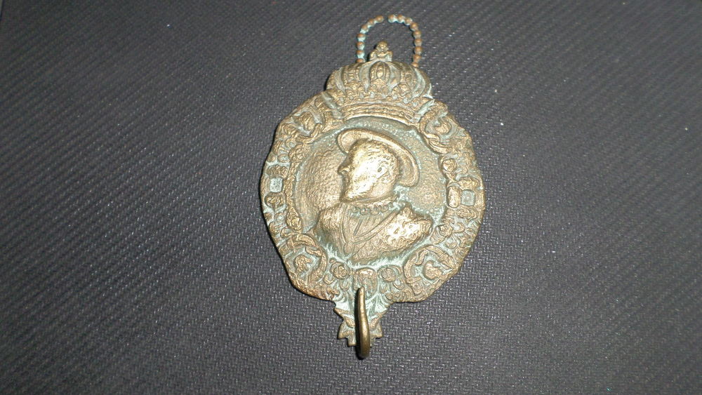 porte montre/m�daille FRANCOIS 1er 20 Saint-Quentin (02)