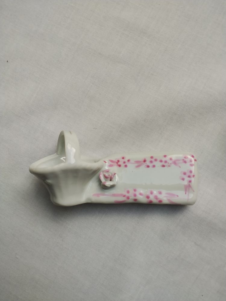 6 porte noms petits paniers en porcelaine 3 Saint-Senier-sous-Avranches (50)