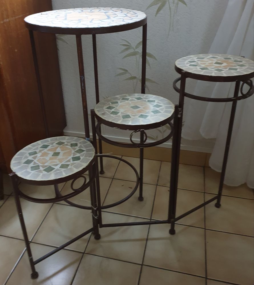 Porte plante 4 plateaux d�cor c�ramique 40 N�ux-les-Mines (62)