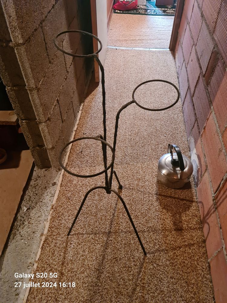 Porte plantes en fer forg� 10 Commercy (55)