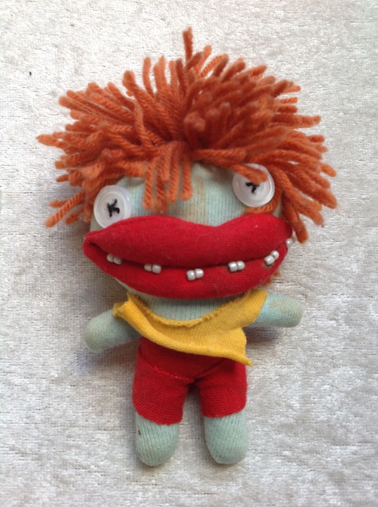 PORTE CL� RASTA YEUX BOUTONNEUX DENTS PERL�ES 2 Tr�gunc (29)