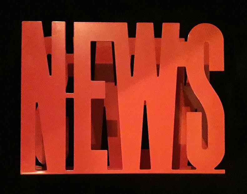 PORTE REVUE ROUGE NEWS 20 Puteaux (92)