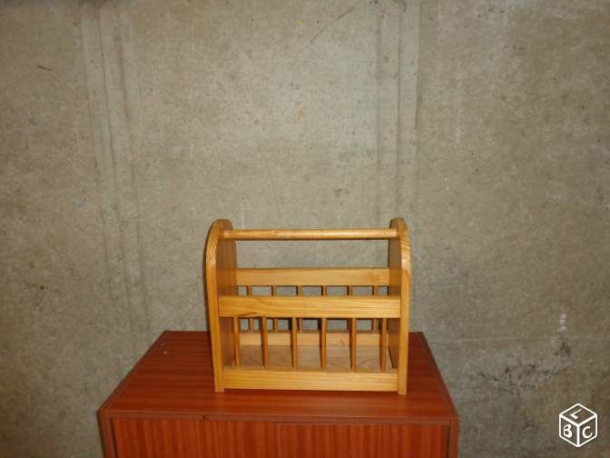 porte revues bois 5 Villette-de-Vienne (38)