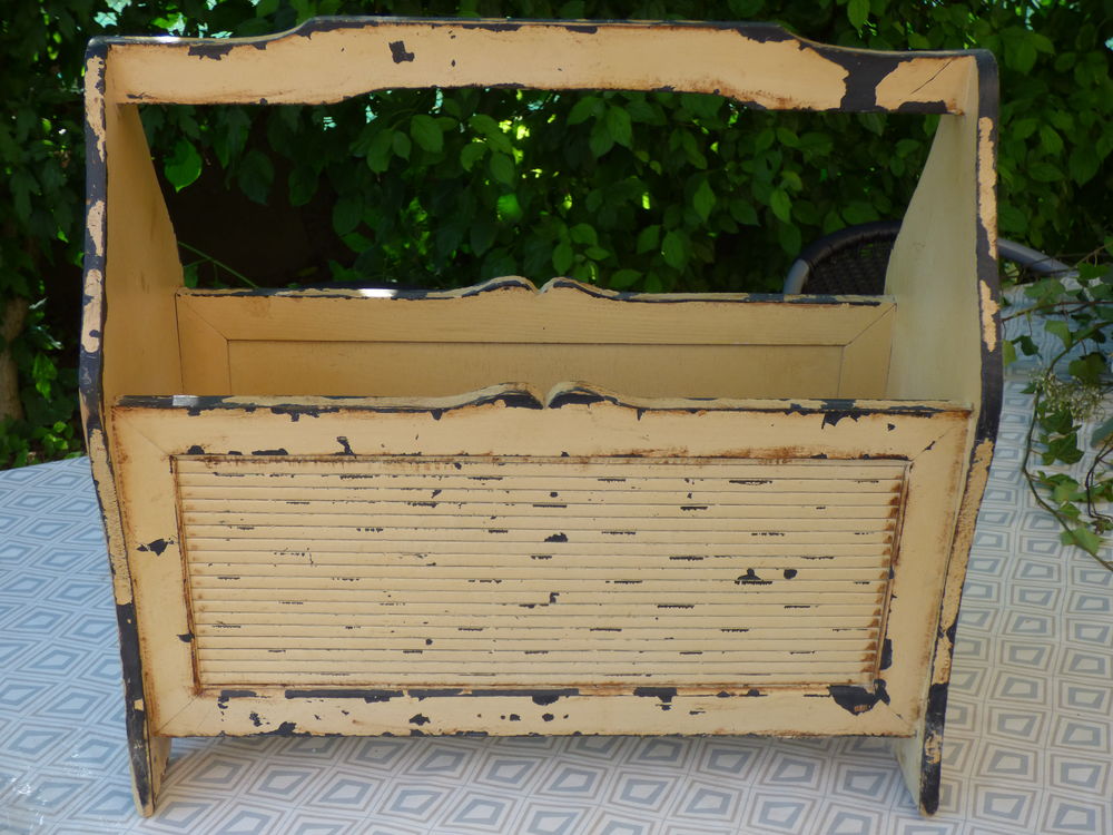 Porte-revues r�tro 10 Saint-R�my (71)