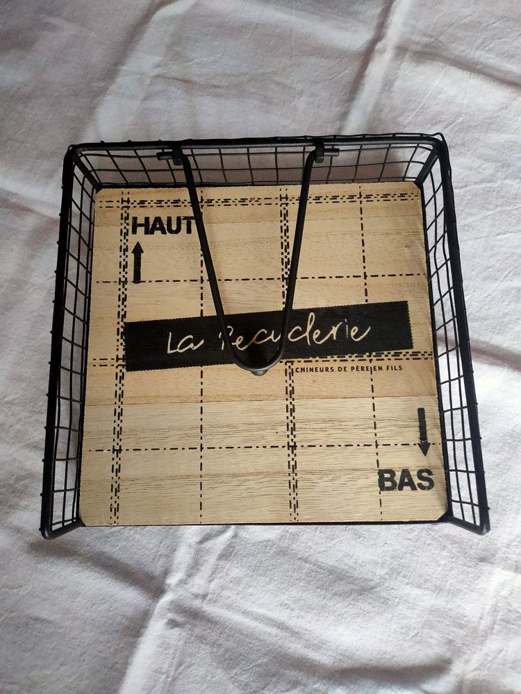 Porte-serviettes de table en m�tal neuf 8 Avermes (03)