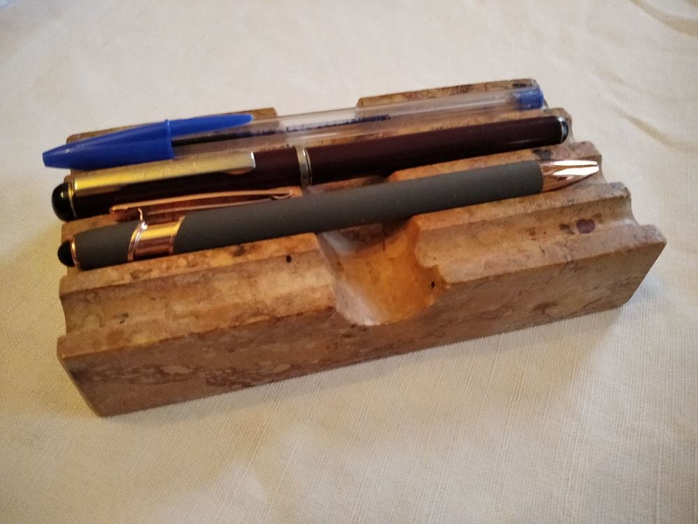 Porte stylos vintage en marbre 48 Nevers (58)