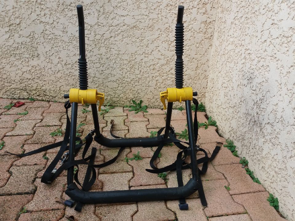 Porte velos 20 Denic� (69)