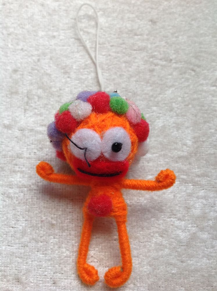 PORTE CL� VOODOO DOLLS ORANGE CHEVEUX POMPONS COLOR�S Envoi 2 Tr�gunc (29)