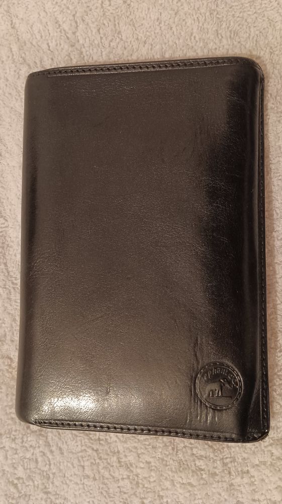 Portefeuille cuir noir adulte Elephant d'Or 35 Chauriat (63)