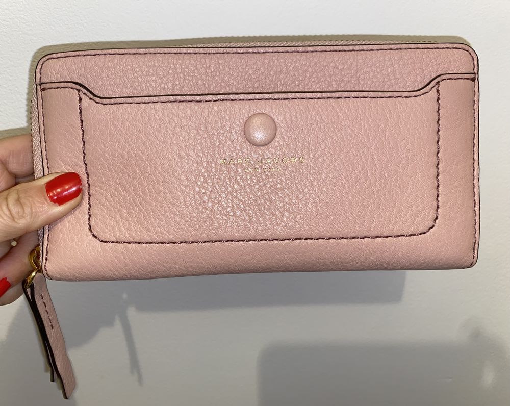 Portefeuille en cuir rose p�le Marc Jacobs 80 Vincennes (94)