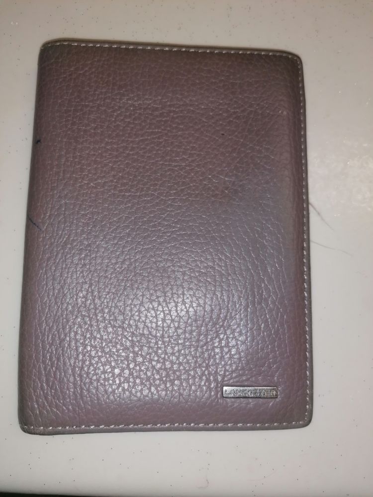 Portefeuille marque Lancaster 13.5 �ragny (95)