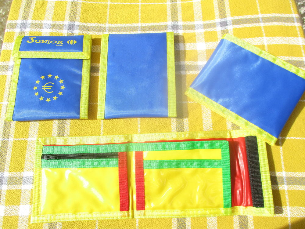  Portefeuille Publicitaire pour Enfants - Neuf 1 La Fert�-Alais (91)