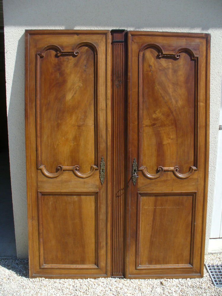 2  portes   d'armoire   en  noyer 90 Avoine (37)