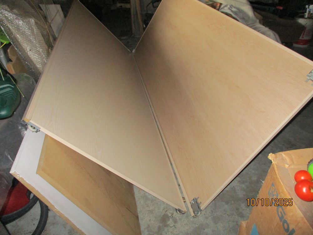 2 portes de dressing 2.50 m x 0.90 beige 150 Port-sur-Sa�ne (70)