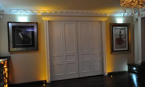 Portes int�rieures haussmanniennes ? ch�ne massif 4800 Paris 13 (75)