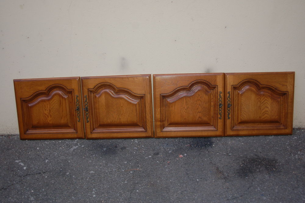 4 portes de meuble en ch�ne 20 Marignane (13)