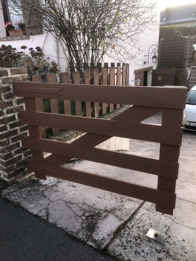 portillon bois 20 Soissons (02)