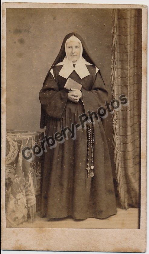 CDV Portrait Religieuse Photographie A. Pellotier � Bourges 0 Loches (37)