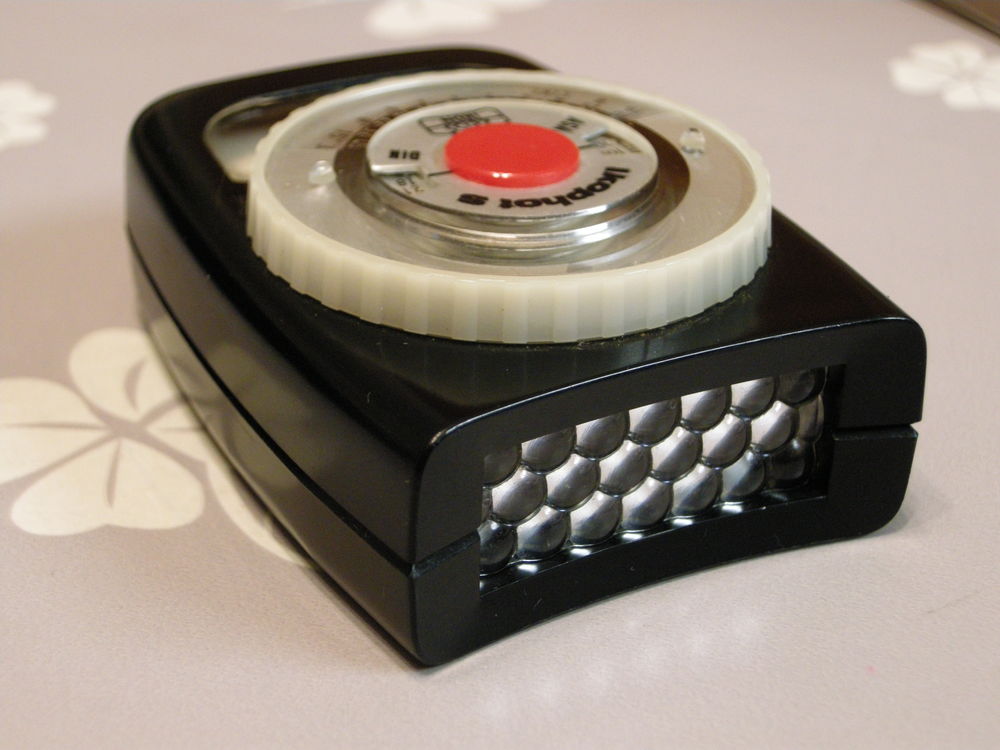 Posem�tre cellule ZEISS IKON Ikophot S, s�l�nium.
20 �pinay-sur-Seine (93)