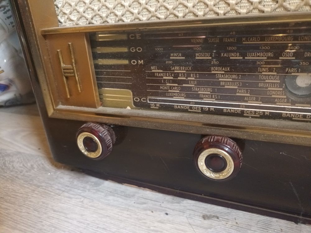 poste radio avec tourne disque 110v 50 Saint-Denis-d'Ol�ron (17)