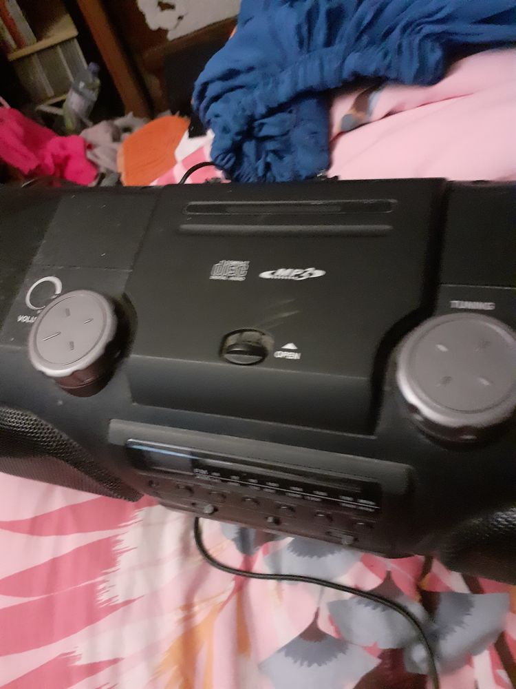 Poste radio cd /cassettes 150 �tampes (91)