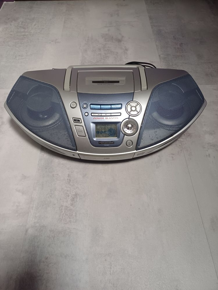 Poste radio CD cassettes Panasonic 40 Saint-Doulchard (18)