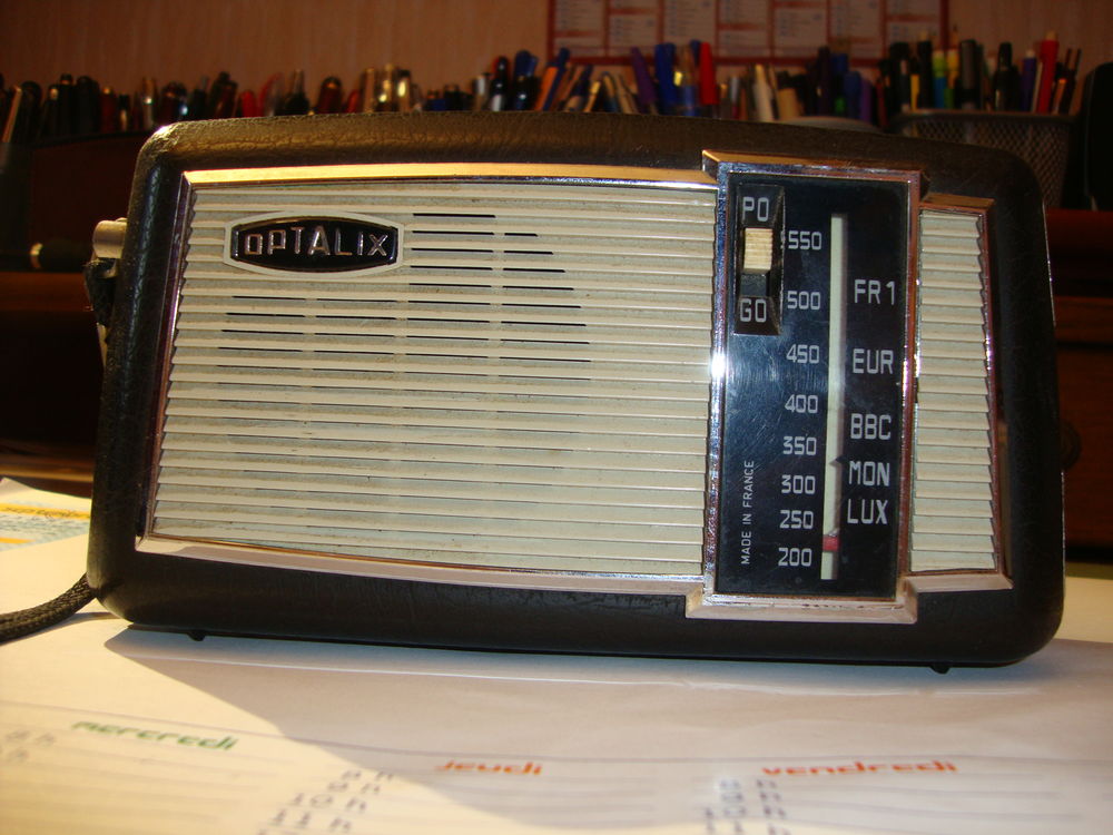 Poste de radio � transistors 0 Aix-en-Provence (13)