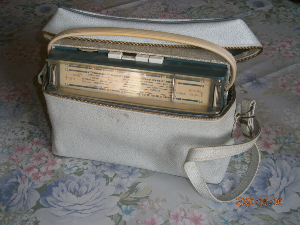Poste  Radio   TRANSISTORS 0 Vertus (51)