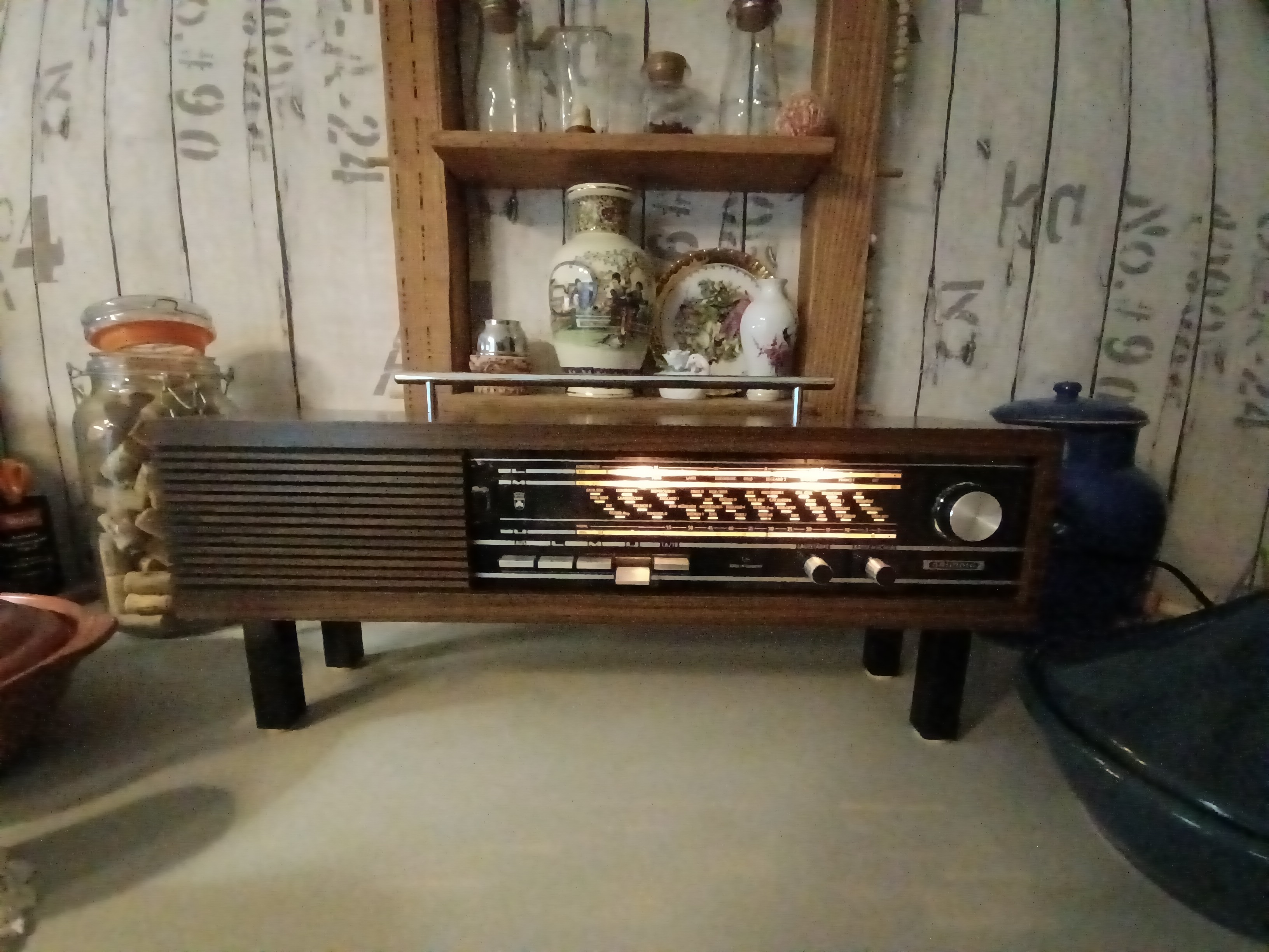 Poste radio vintage 45 Villeurbanne (69)