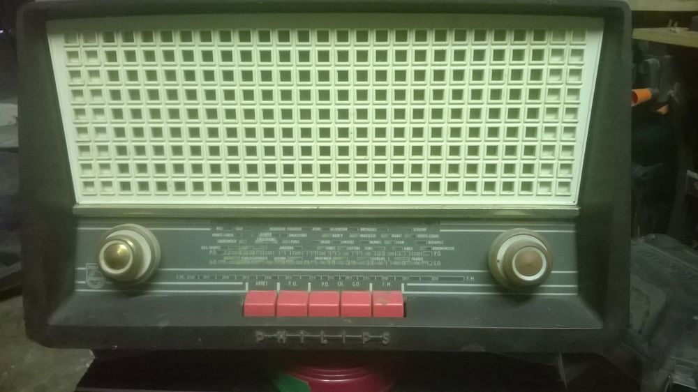 Poste de radio 0 Monts�rs (53)