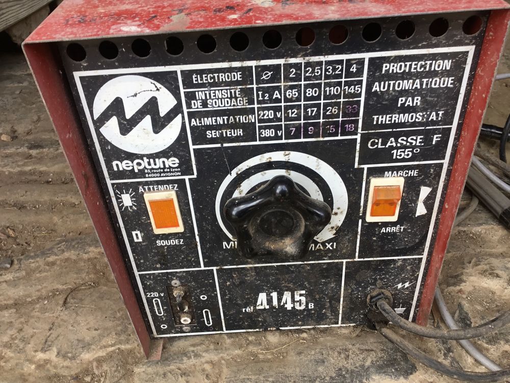 Poste � souder qui fonctionne sur 220 et 380w 50 Villers-Bocage (14)