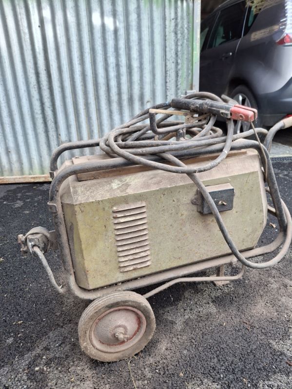 Poste � souder 150 Vallans (79)