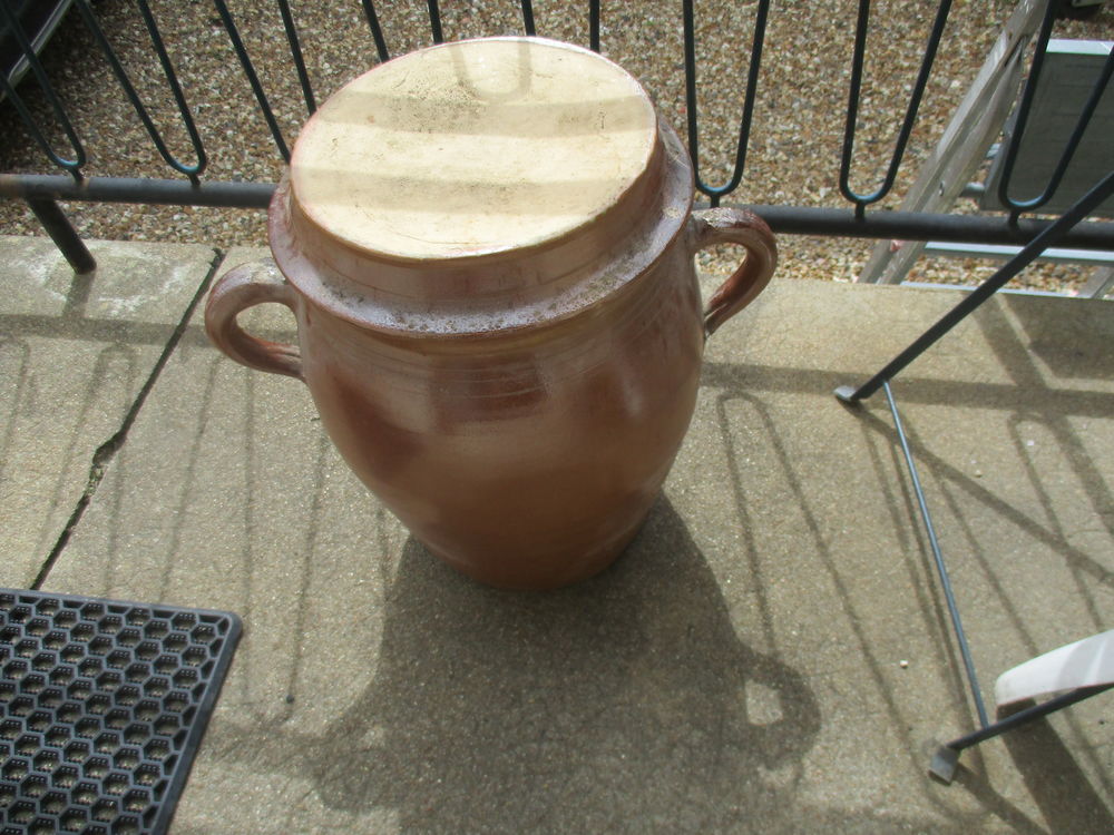 pote en gres 70 Thor�-la-Rochette (41)