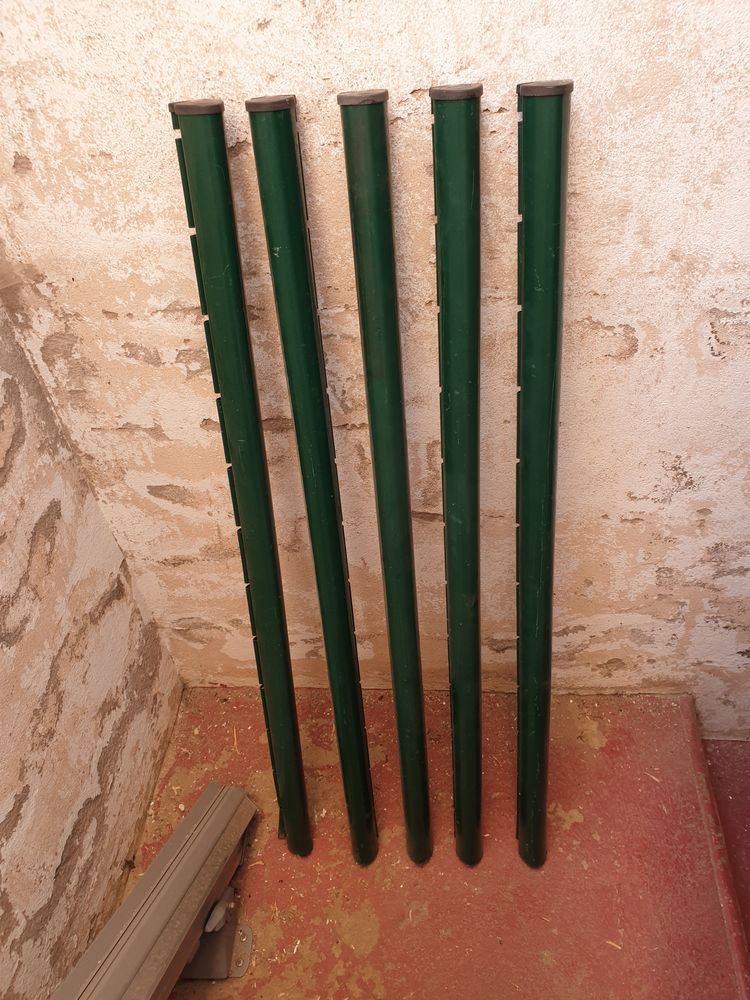 5 Poteaux � encoche AXOR � sceller vert - H.120 x P.6,8 cm 60 Woippy (57)