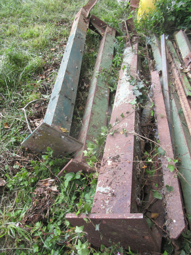 3 poteaux lourd  fer 14x12 long 2m 0 Vittel (88)