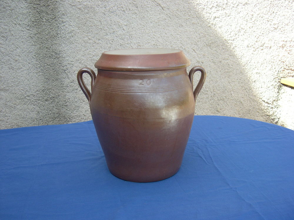 Poterie N.A. avec couvercle 45 Port-de-Lanne (40)