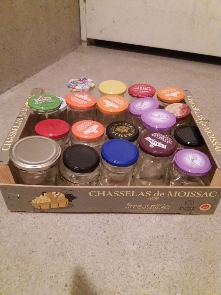 20 pots conserves 5 Carmaux (81)