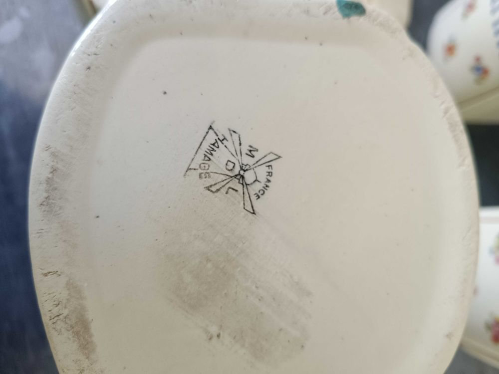 pots �     �pices ann�e 50 40 Fougerolles-du-Plessis (53)