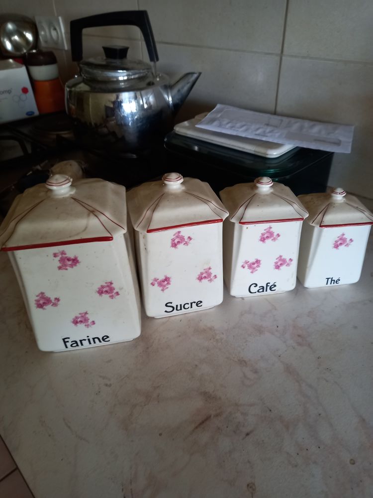 lot de pots a epices en faience 40 Nogent-le-Rotrou (28)