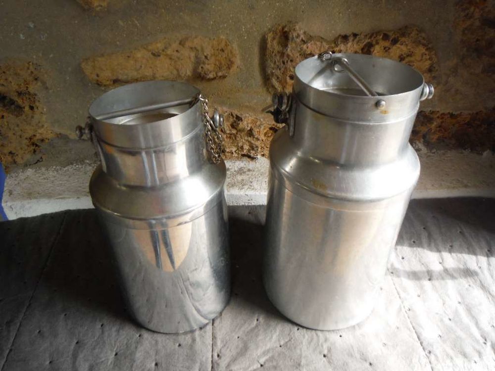 Pots a lait 15 Villeneuve-le-Roi (94)