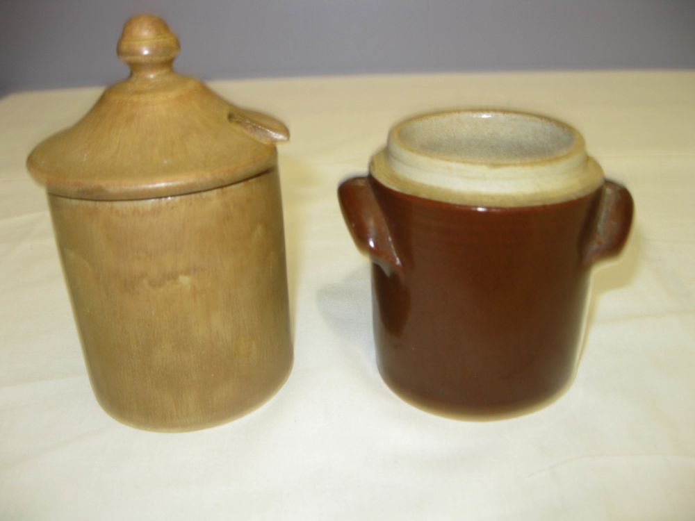 Pots de moutarde	 2 Saint-Andr�-les-Vergers (10)