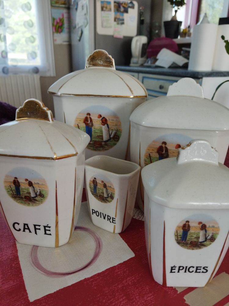 lot de pots pour cuisine 18 Saint-Aubin-le-Cloud (79)