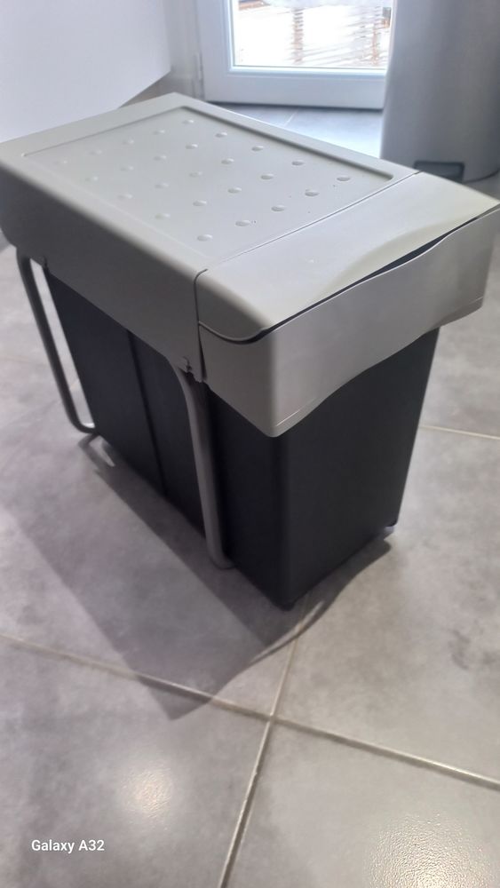 Poubelle sous �vier 30l 50 Tr�beurden (22)