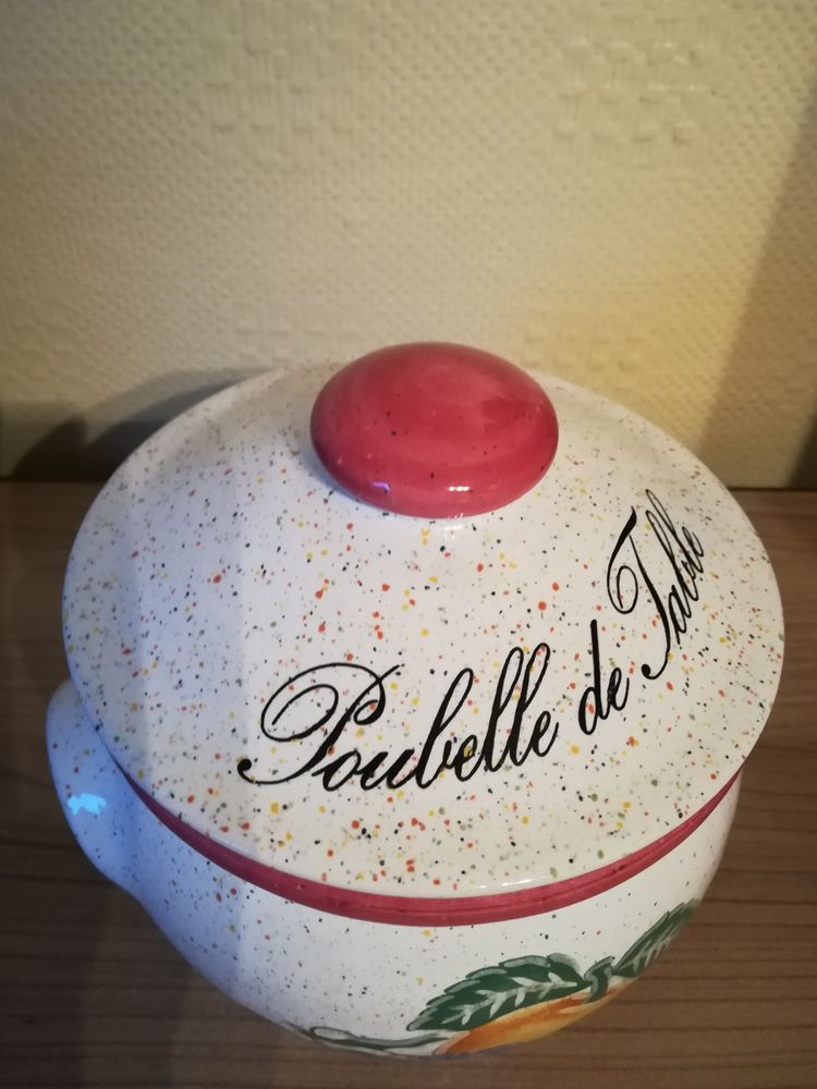 POUBELLE DE TABLE 
0 Mouvaux (59)