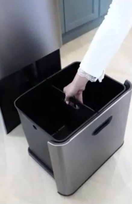 Poubelle de trie cuisine 4 bacs en inox 50 Saint-Loup-Lamair� (79)